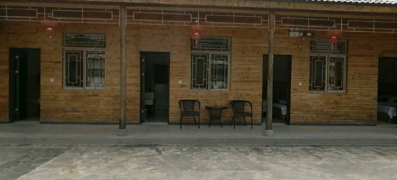 青龙湾客栈(宁国储家滩店)图片