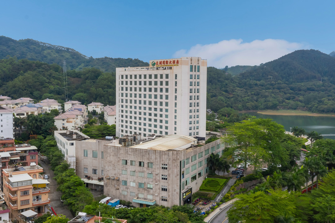 East Lake International Hotel Over view