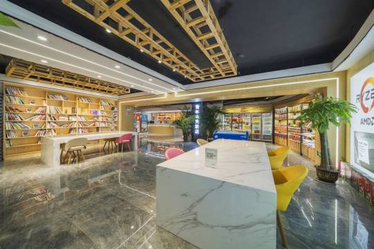 郴州青年电竞酒店(步步高新天地店)图片