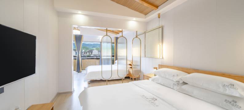 上房揭瓦·设计师花园美宿(芙蓉镇大瀑布店)图片