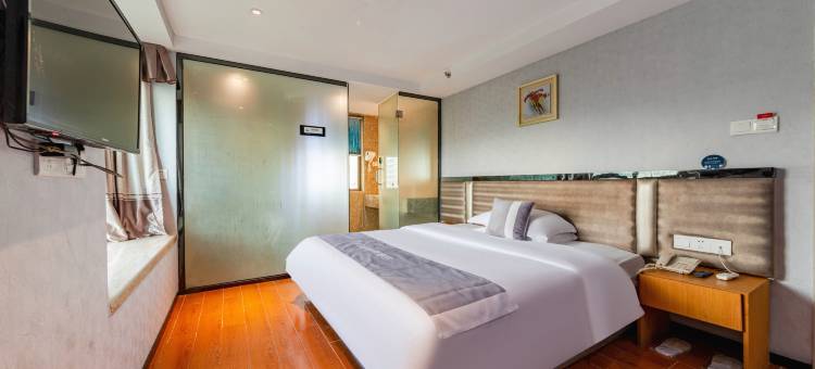 轻住·悦享酒店(茂名广东石油化工学院店)图片