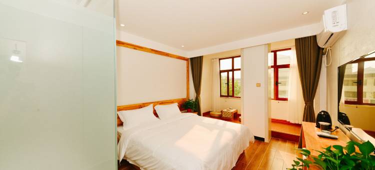 易佰良品酒店(平山温塘店)图片