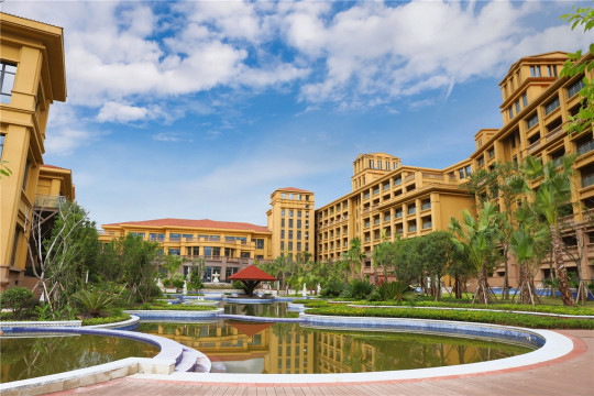 Cinese Hotel Hotel Overview