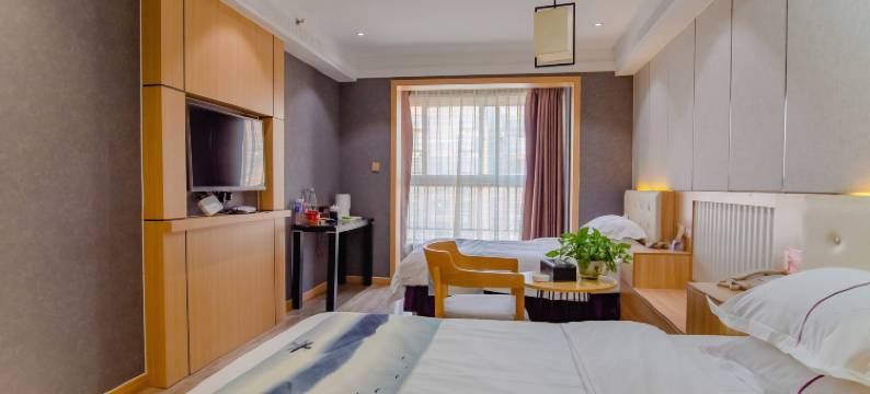 昆仑乐居商务酒店(新乡辉县店)图片