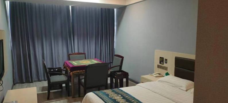 石首阳光假日酒店图片