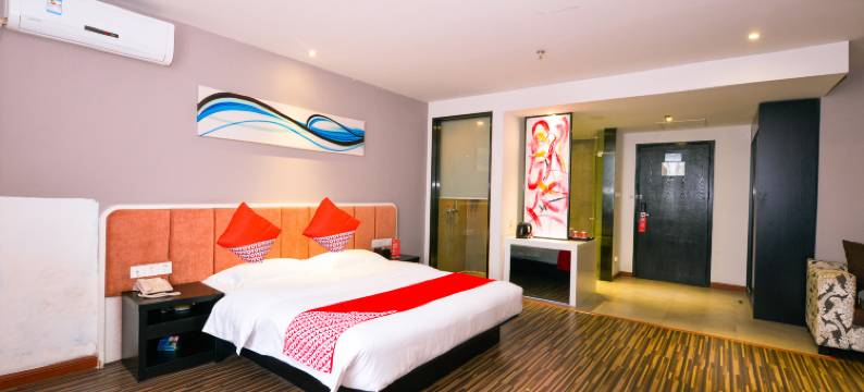 景利来艺术酒店(南宁西乡塘客运站地铁站店)图片