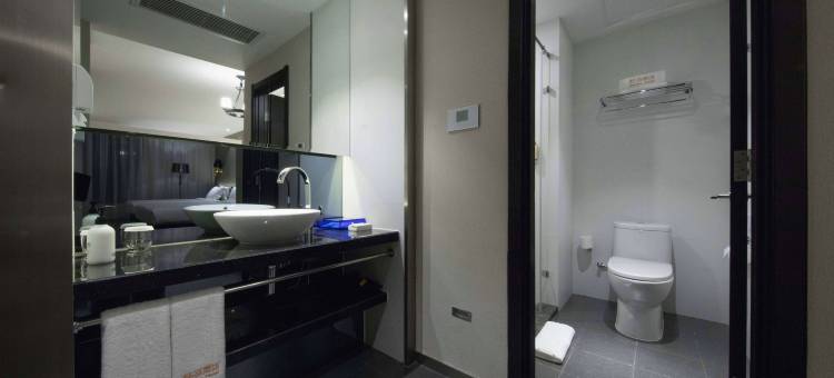 桔子酒店(杭州滨江大学城浦沿地铁站店)图片