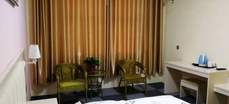 梧桐树精品酒店(新郑龙湖双湖大道店)图片