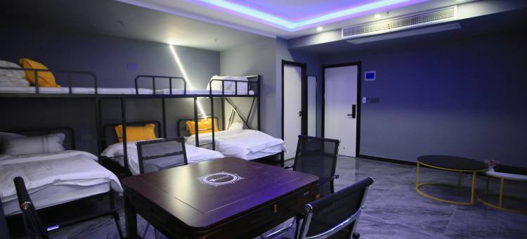 潜山夜色电竞主题酒店图片