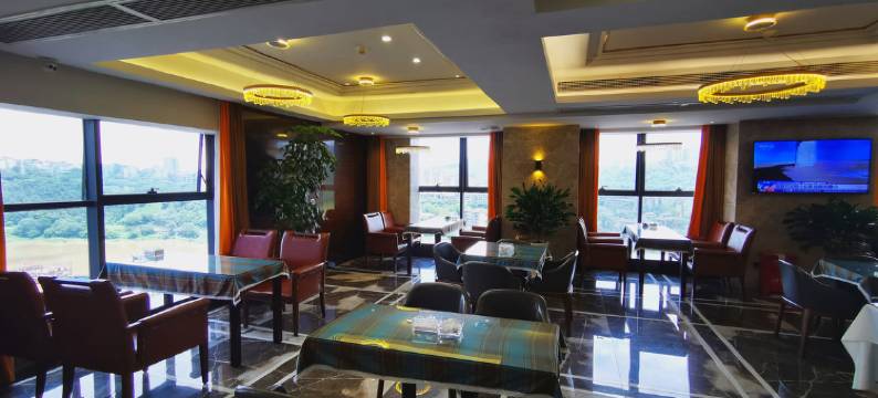 悦半湾江景酒店(泸州江阳区万象汇店)图片