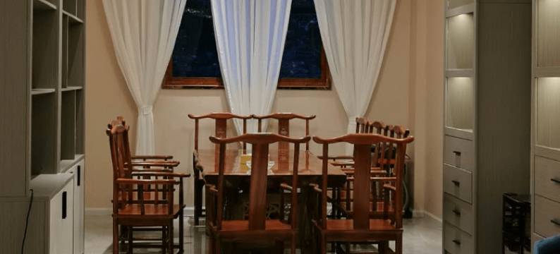 巴塘雲鼎酒店图片