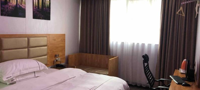 田林万隆商务酒店(田林县汽车客运站店)图片