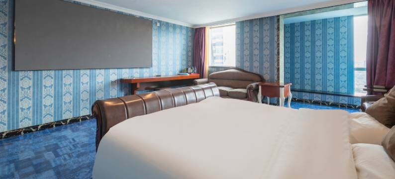 烟台新视野影院酒店(海港路振华商厦店)图片