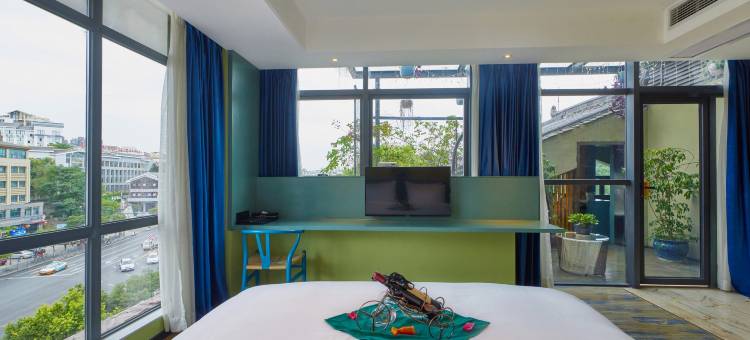 绵阳艾迪尔酒店(芙蓉汉城富乐山公园店)图片