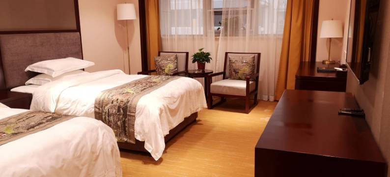 富唐酒店(西安大雁塔大唐芙蓉园店)图片