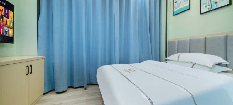 昆明三叶草酒店图片