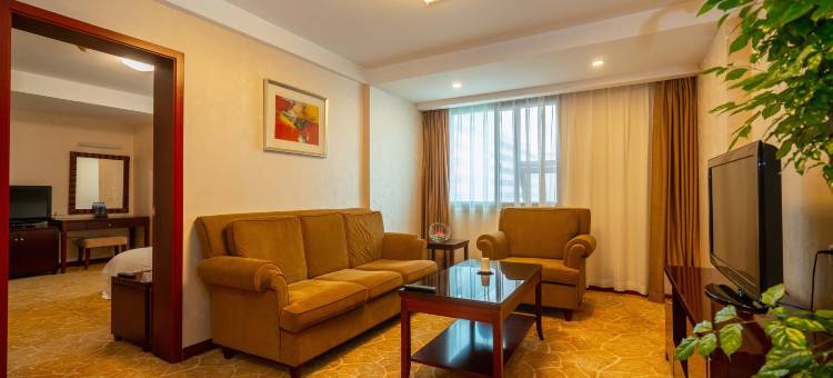 武汉江城大酒店(汉口火车站南广场店)图片