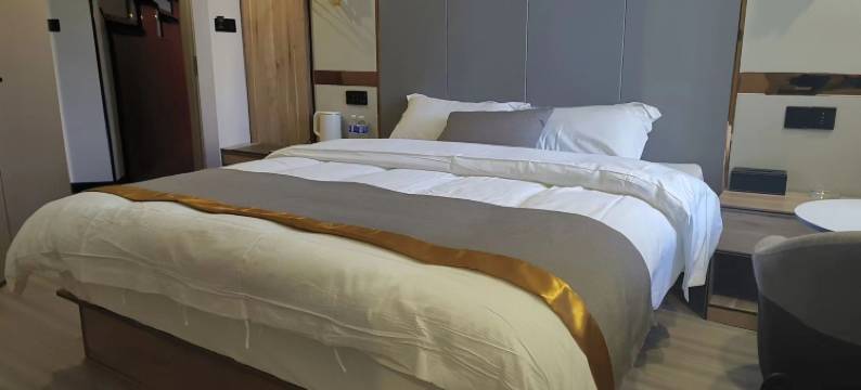 普安宇宏酒店图片