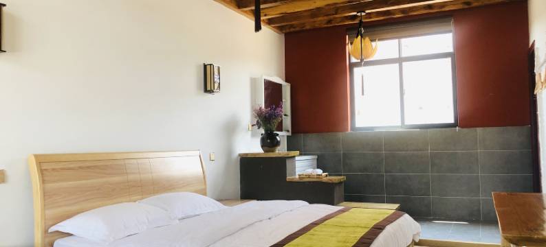 安宁乡韵艺术客栈图片