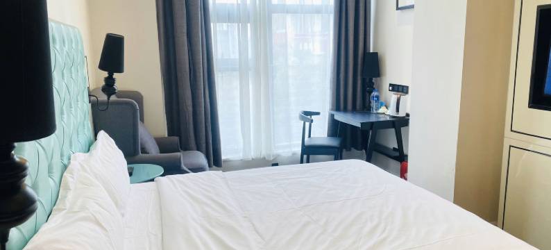 喜岸酒店(安康高新中学万达广场店)图片