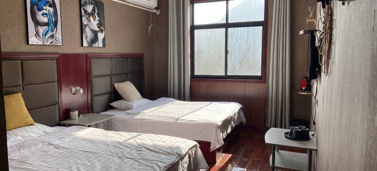 青天河竹林农家图片