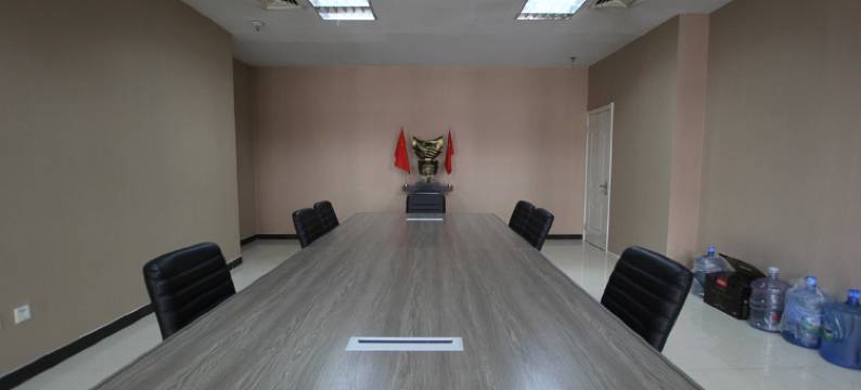 鑫鹏时尚商务酒店(宣化火车站店)图片