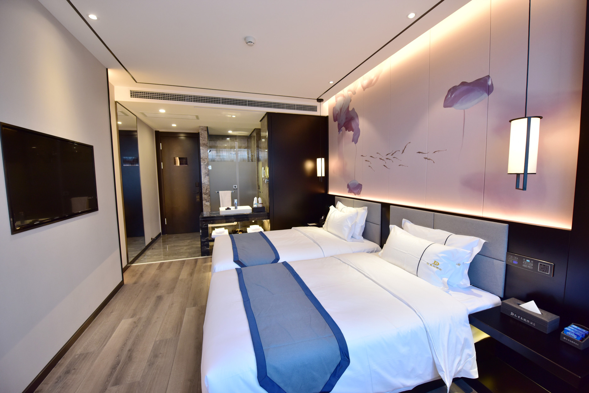 Vienna Zhihao Hotel (Tianjin YangliuQing shijia Courtyard)Over view