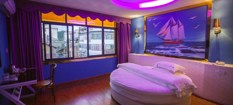 张家界七月天城市度假酒店图片