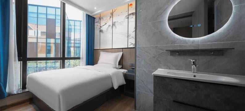 亚奇酒店(宁波北仑梅山岛店)图片