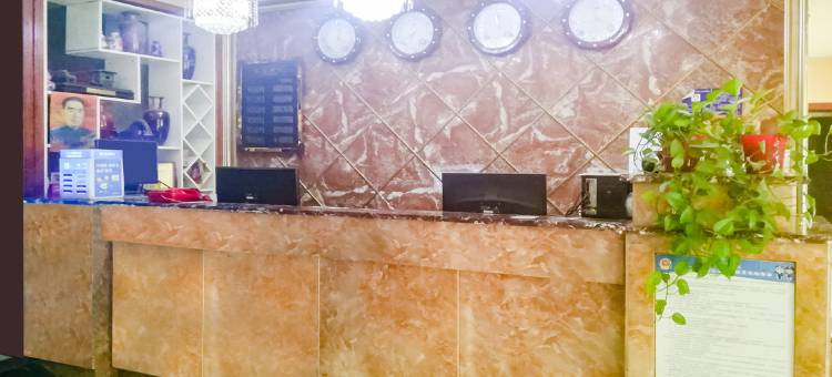 OYO许昌蓝宝石宾馆图片