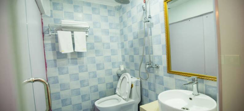 尚俭太空舱酒店(武汉华师大店)图片