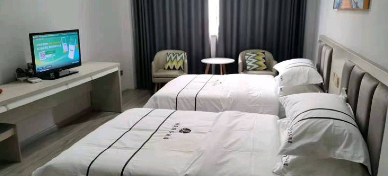 凤庆顺风商务酒店图片