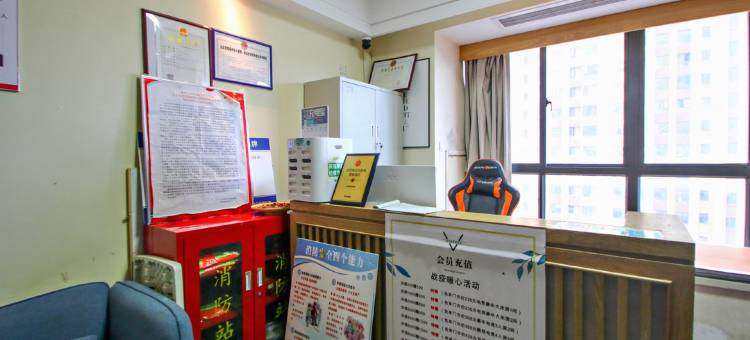 威特瑞电竞酒店(阜阳宝龙广场店)图片