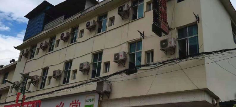 福贡碧华宾馆图片