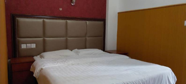 都江堰鑫玉商务客栈(融创乐园店)图片