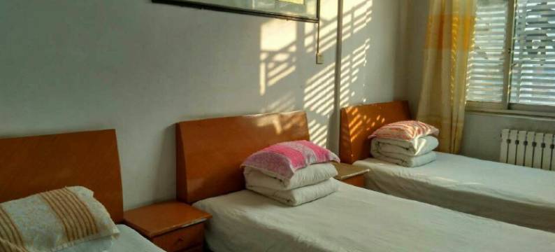 平阴心诚宾馆图片