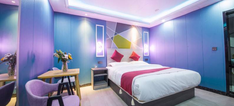 华娜智能酒店(拉堡店)图片