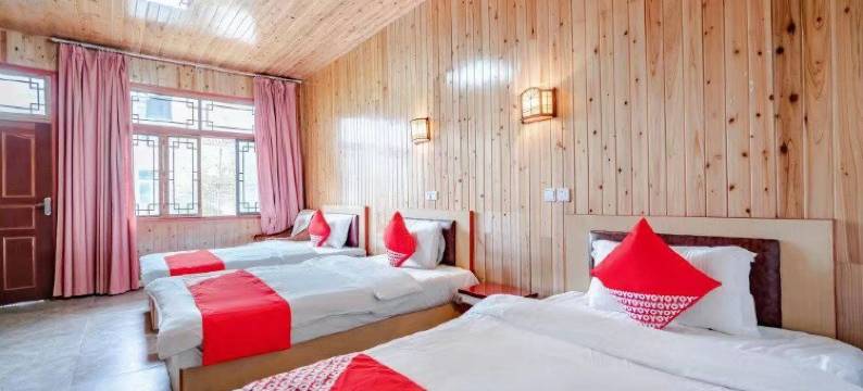 海螺沟良栖山院民宿图片