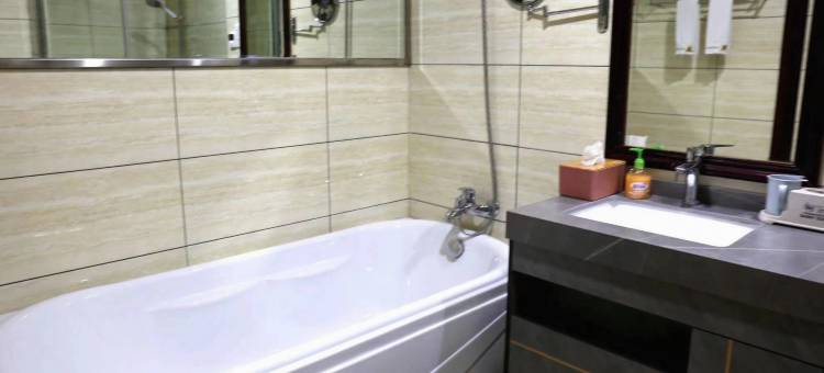 六盘水凤凰祥林大酒店图片