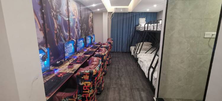 云战电竞民宿(湖南工院店)图片