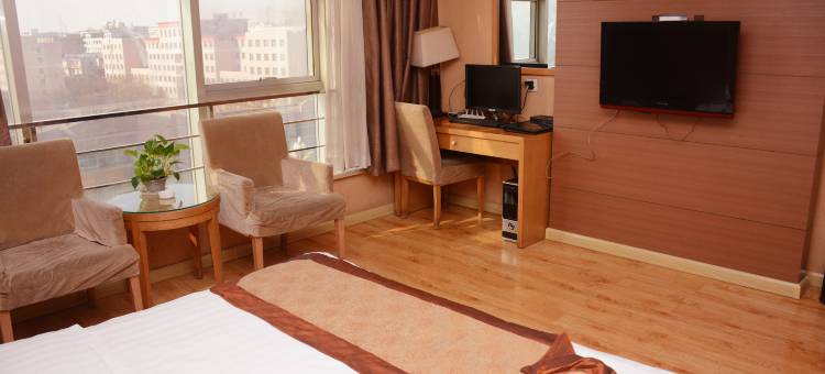 白水盛泰酒店图片