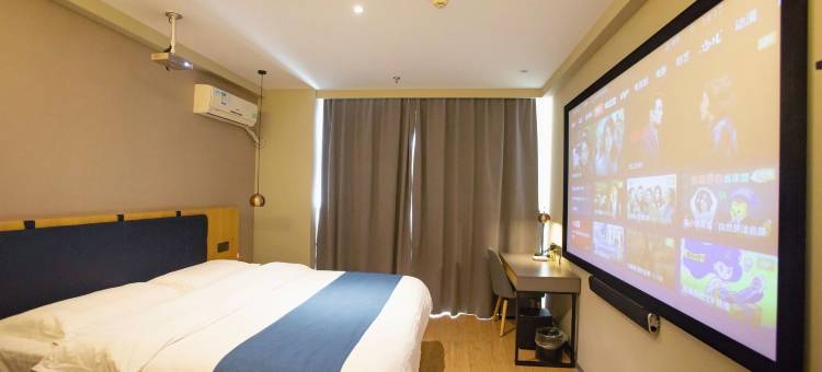 睿柏·云酒店(秦皇岛万达广场店)图片