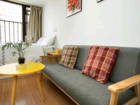 丰尚精品民宿(郑州高铁东站店)