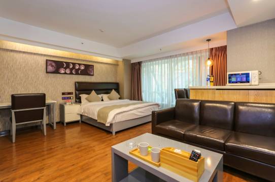 大米智能酒店(成都动物园地铁站店)