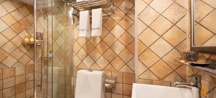 花美时酒店(重庆沙坪坝高铁站三峡广场店)图片