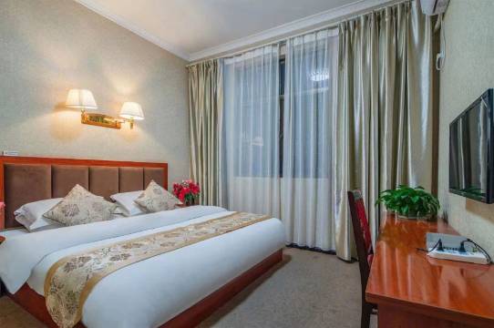 八方缘宾馆(昆明长水机场店)