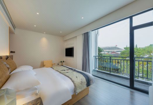 Zheman Kongmiao·Fuxueli Hotel(quzhou shop) Hotel Overview