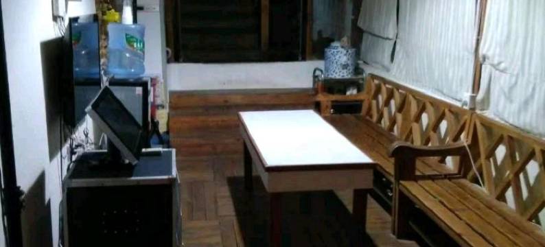 深圳较场尾六一三小栈图片