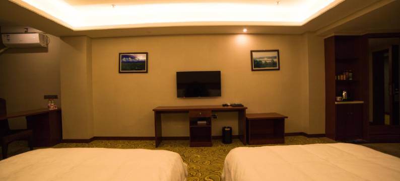 速8酒店(察布查尔乐业广场店)图片