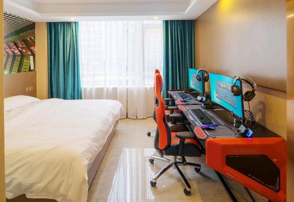  Hotel Overview